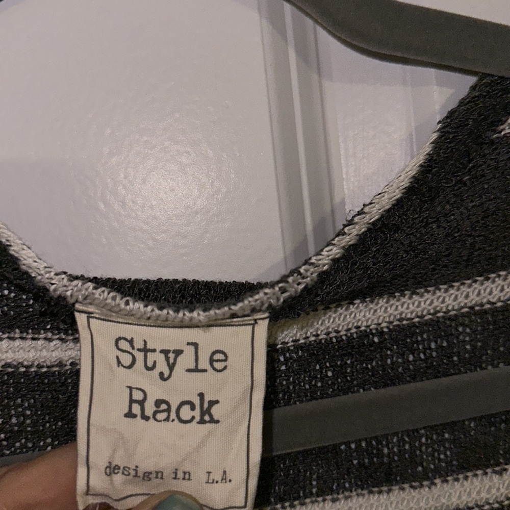 Style Rack Cardigan - Picture 5 of 6